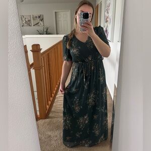Dark Green Floral V-Neck Tie-Waist Maxi Dress